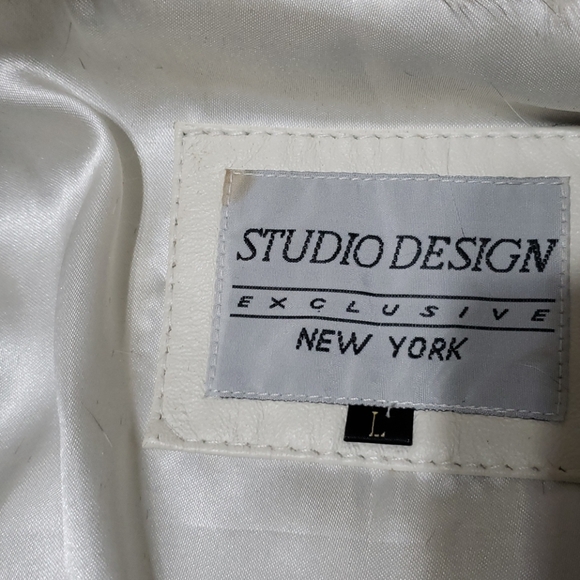 Genuine fur coat - Picture 2 of 6